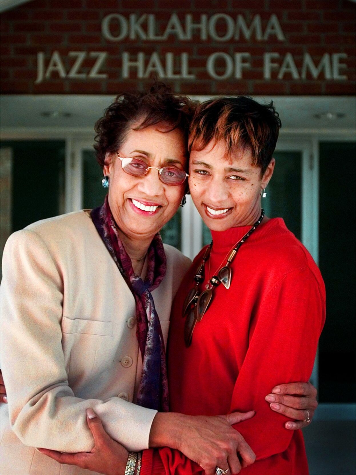 1999 - Mother and daughter